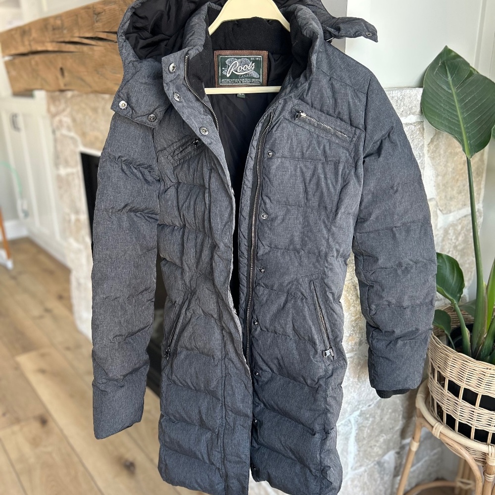 Roots long down jacket with hood